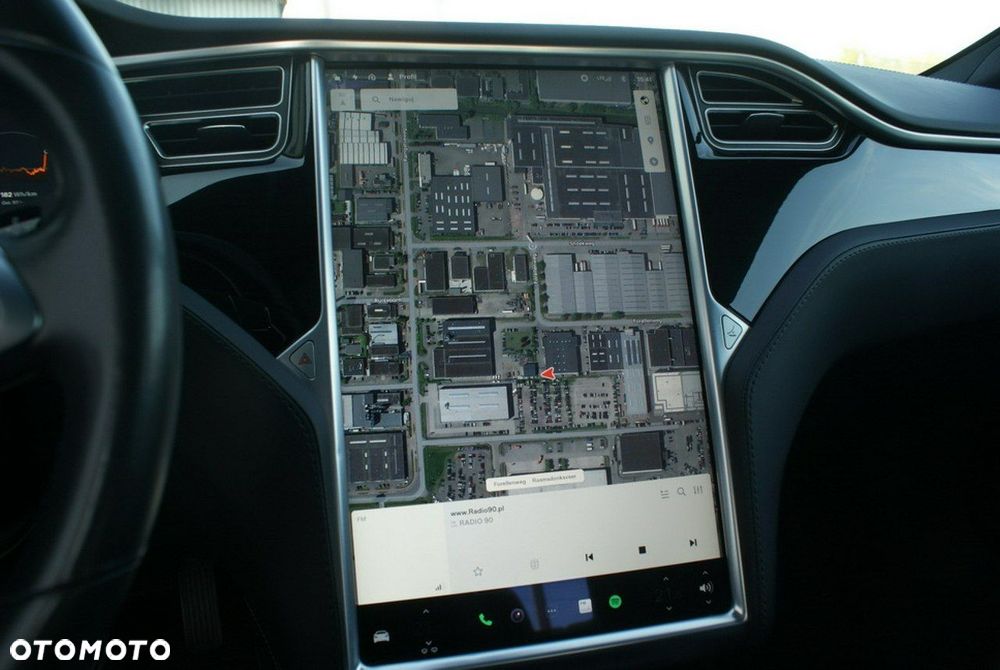 Tesla Model S 75 - 25