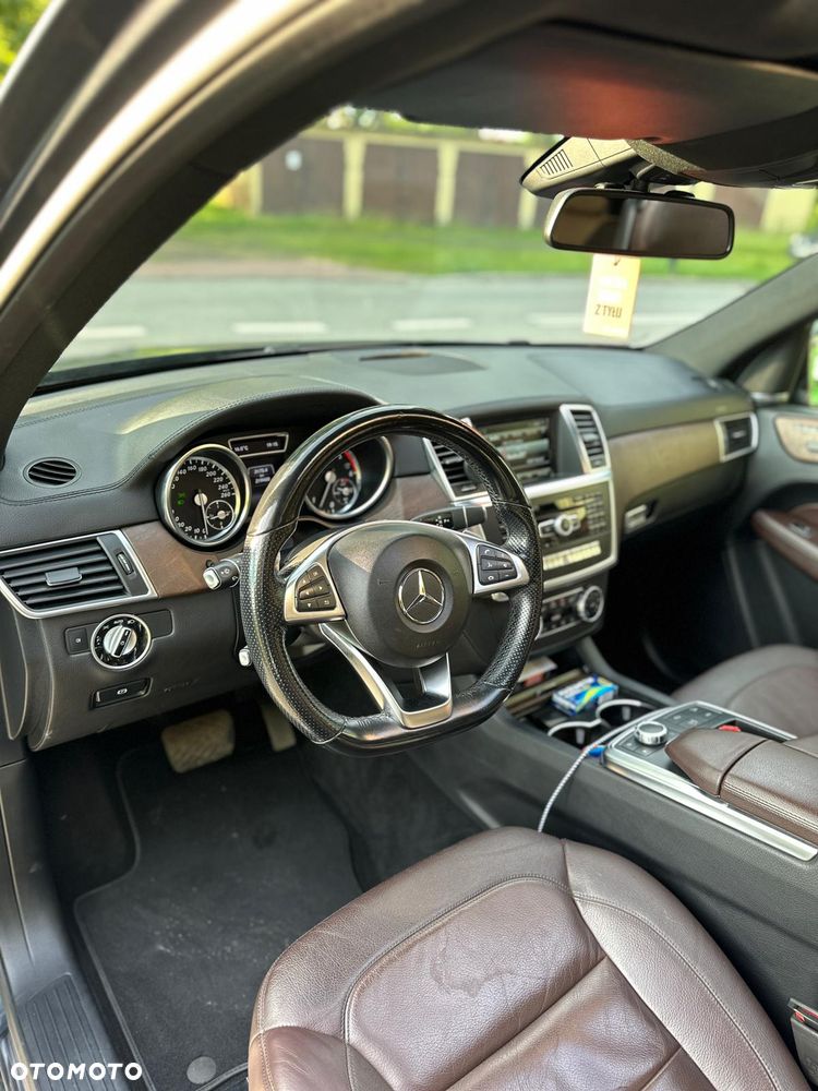 Mercedes-Benz ML 350 BlueTEC 4-Matic - 29