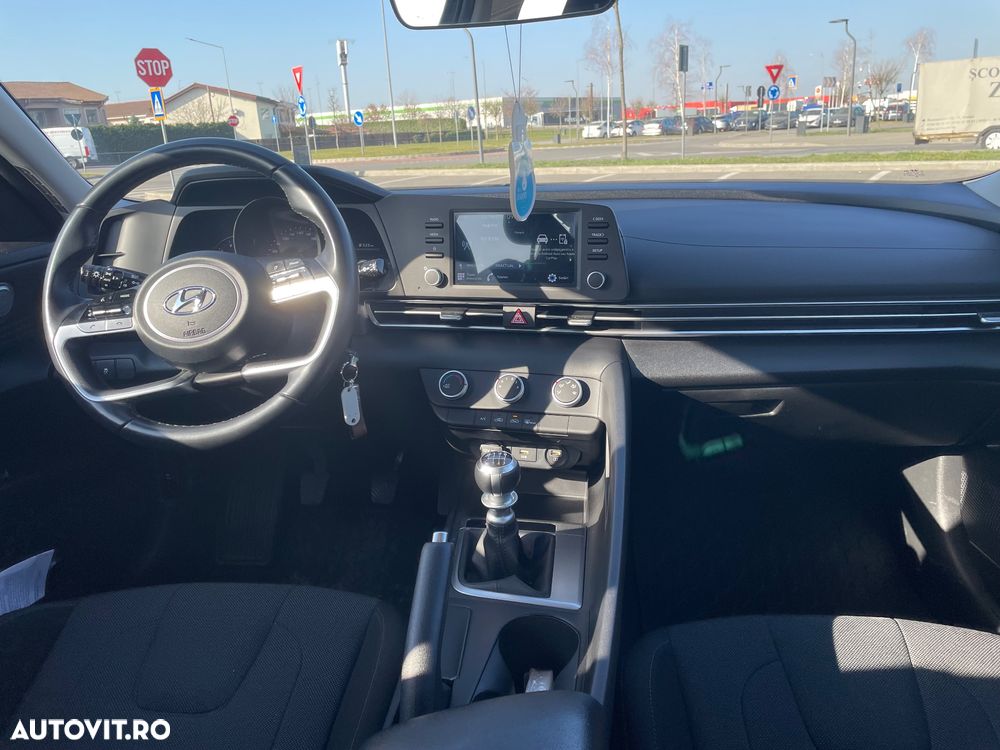 Hyundai Elantra 1.6 l 123 CP 6MT Comfort - 5