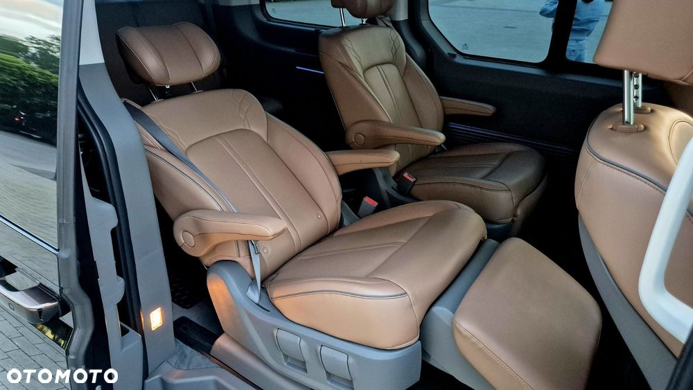 Hyundai Staria 2.2 CRDi Allrad Signature - 17
