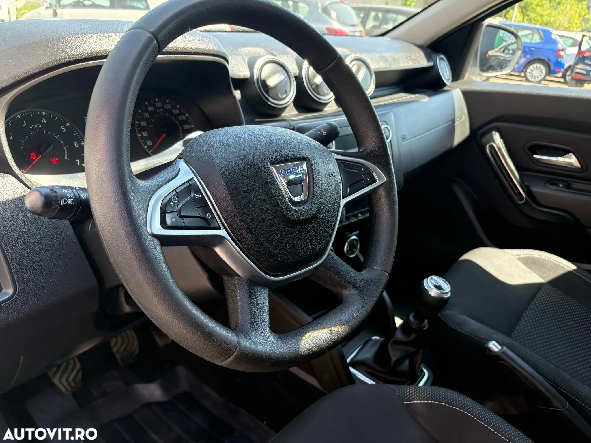 Dacia Duster 1.5 Blue dCi 4WD Essential - 6