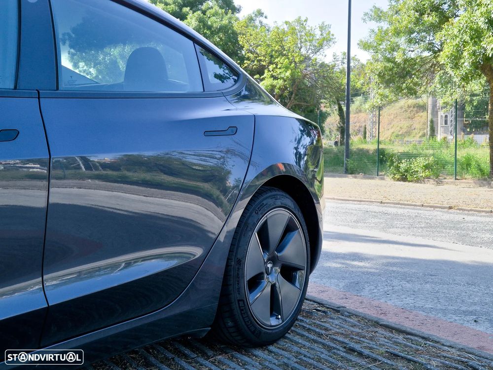 Tesla Model 3 Standard Range Plus RWD - 35