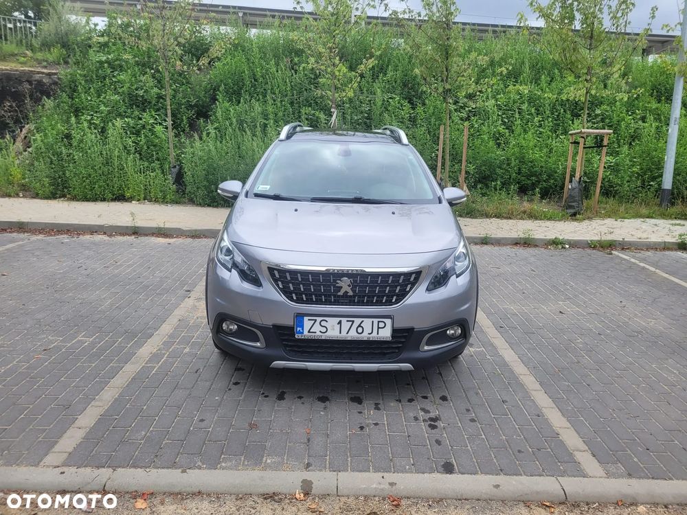 Peugeot 2008 1.2 Pure Tech Allure S&S EAT6 - 1