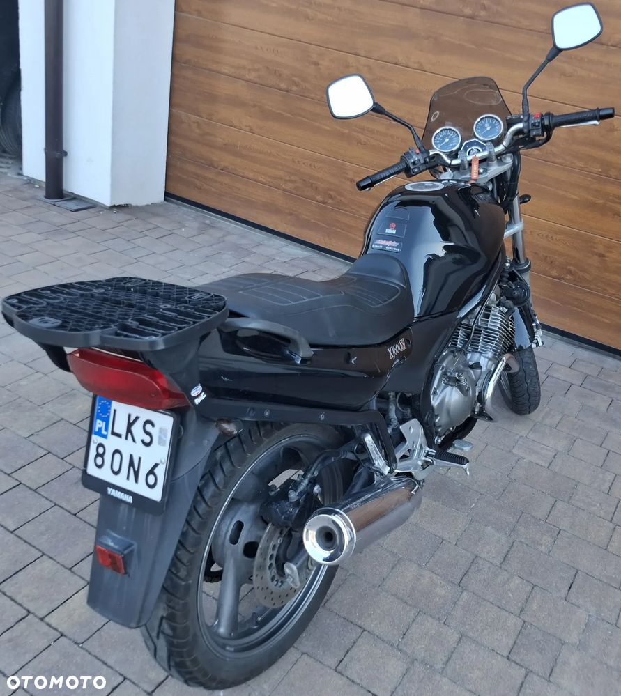 Yamaha XJ - 6