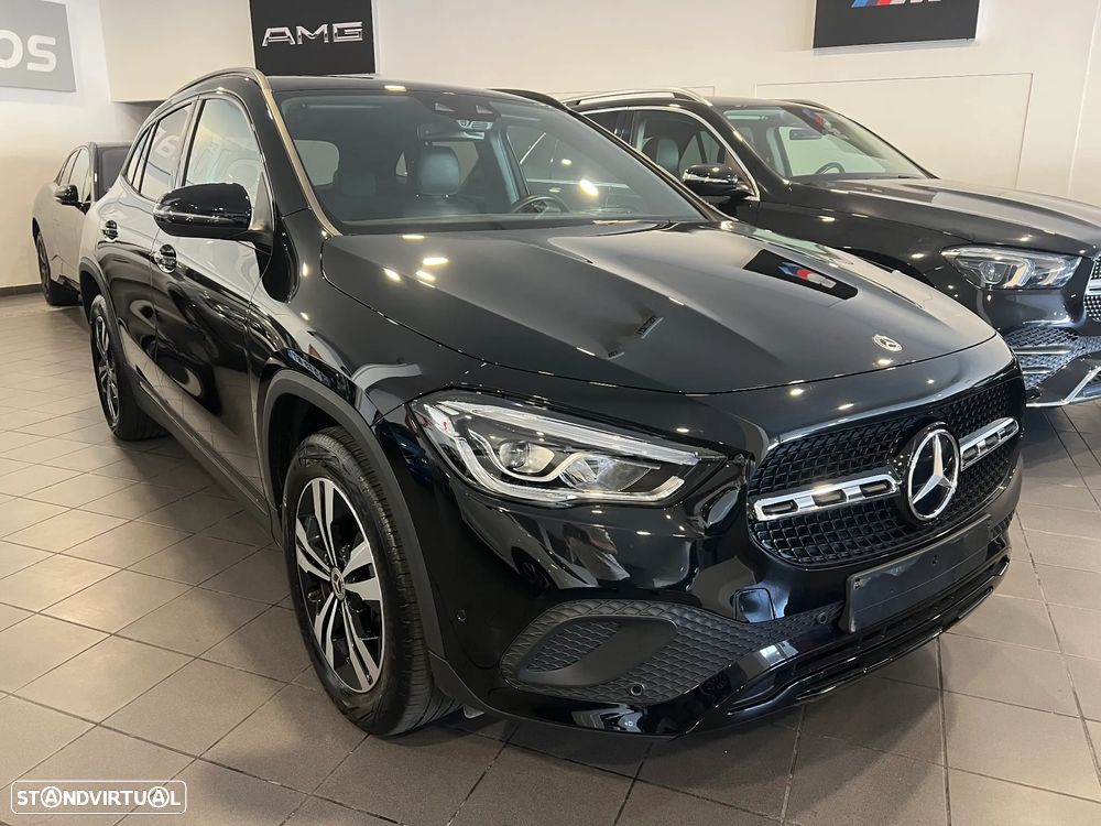 Mercedes-Benz GLA 180 7G-DCT EDITION 2022 - 1