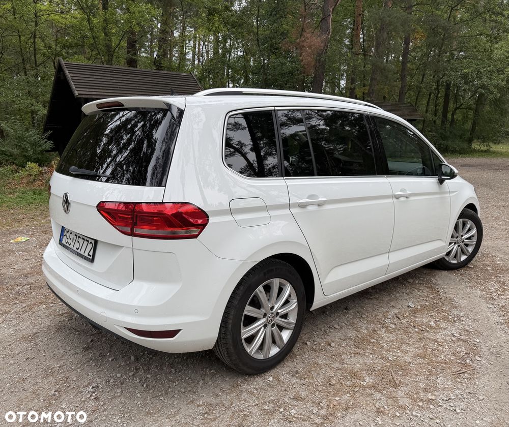 Volkswagen Touran - 6