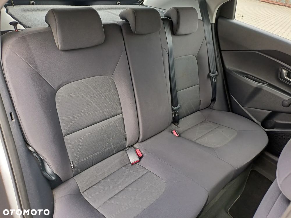 Kia Rio 1.2 Dream-Team Edition - 17