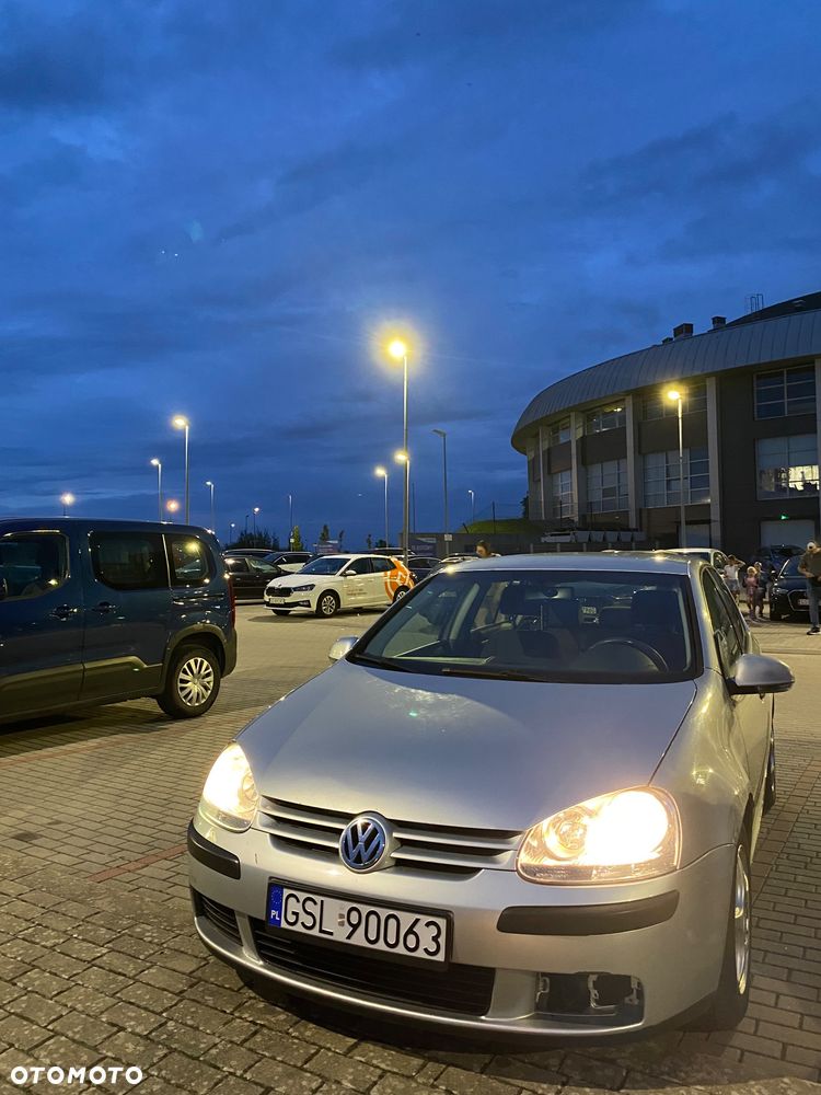Volkswagen Golf 1.4 Basis - 2