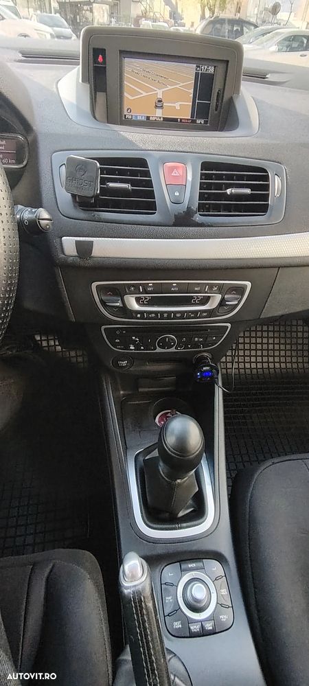 Renault Megane 1.5 dCI Privilege - 16