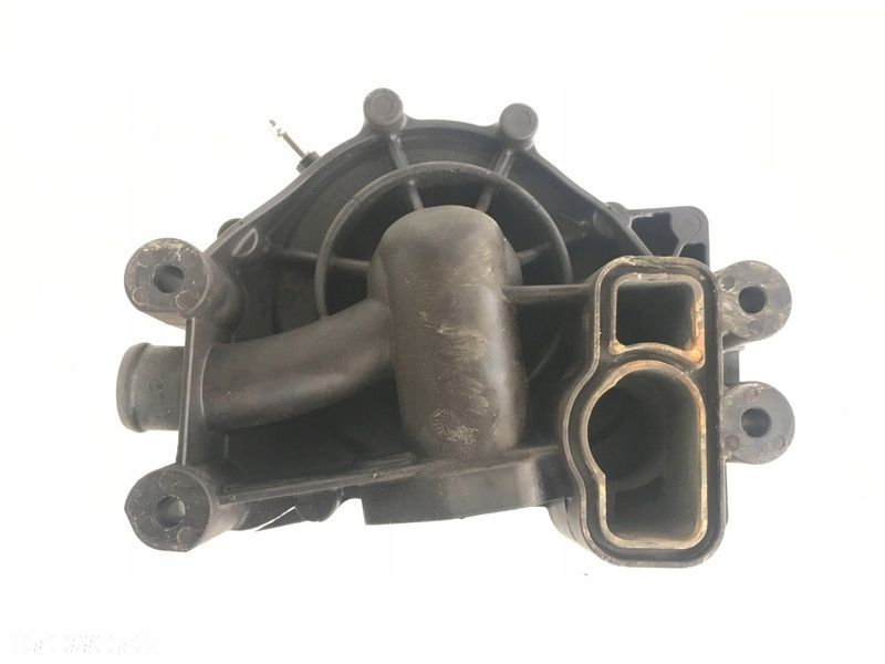 POMPA WODY MERCEDES W447 2.2 CDI A6512006301 - 3