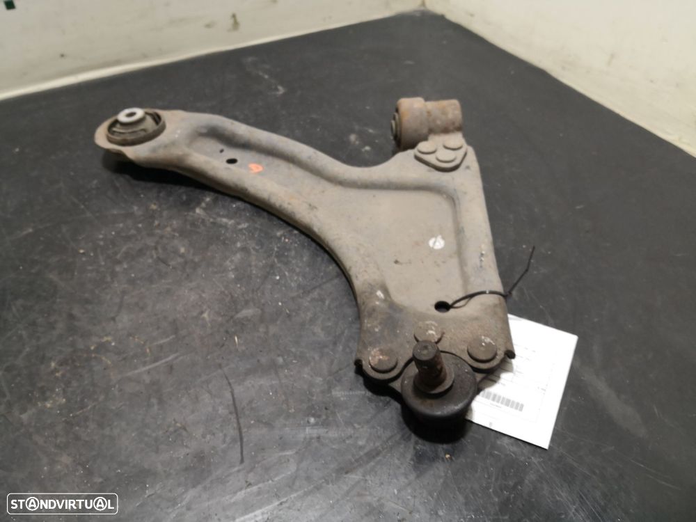 Braço Suspensão Frente Dto Opel Corsa C (X01) - 2