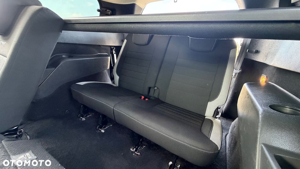 Dacia Lodgy 1.3 TCe Stepway S&S - 23