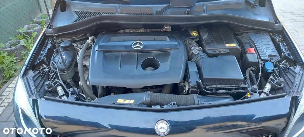 Mercedes-Benz Klasa B 180 (CDI) d 7G-DCT AMG Line - 34