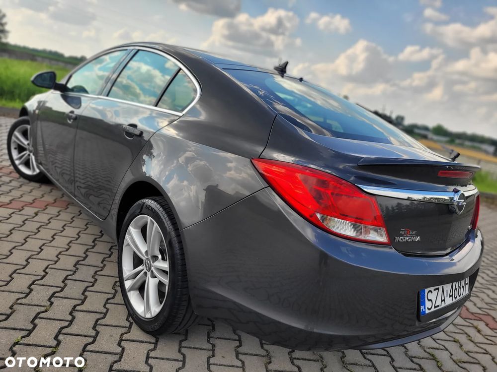 Opel Insignia - 37