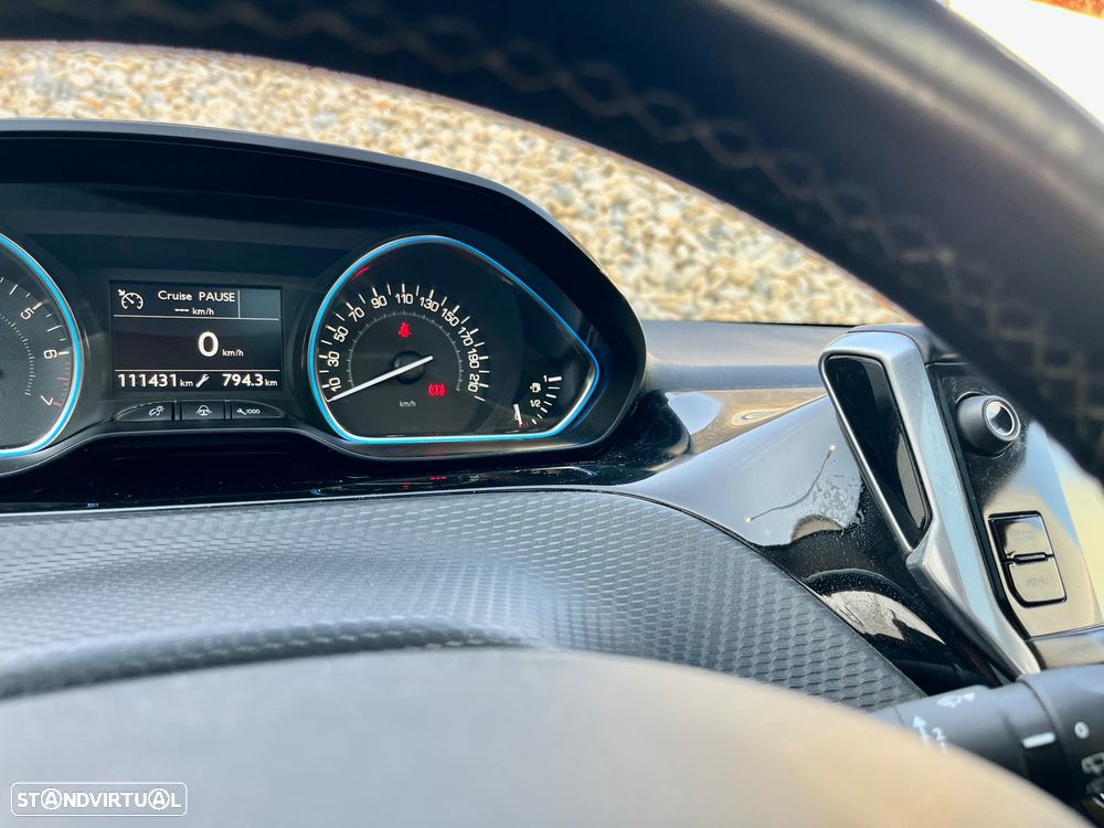 Peugeot 2008 PureTech 110 Stop&Start Business-Line - 38