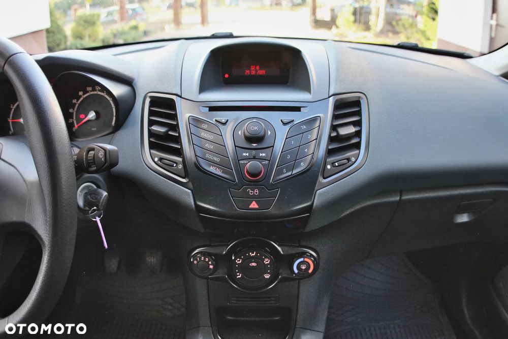 Ford Fiesta - 6