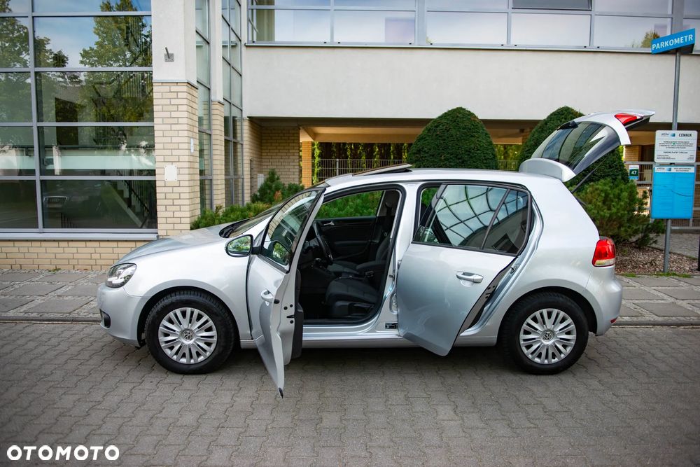 Volkswagen Golf 1.6 TDI BlueMotion Technology DSG Comfortline - 8