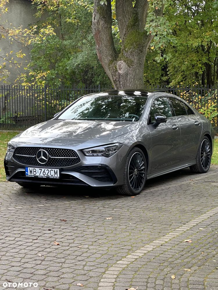 Mercedes-Benz CLA - 4