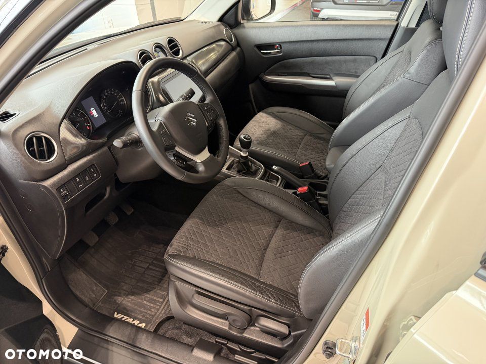 Suzuki Vitara - 10