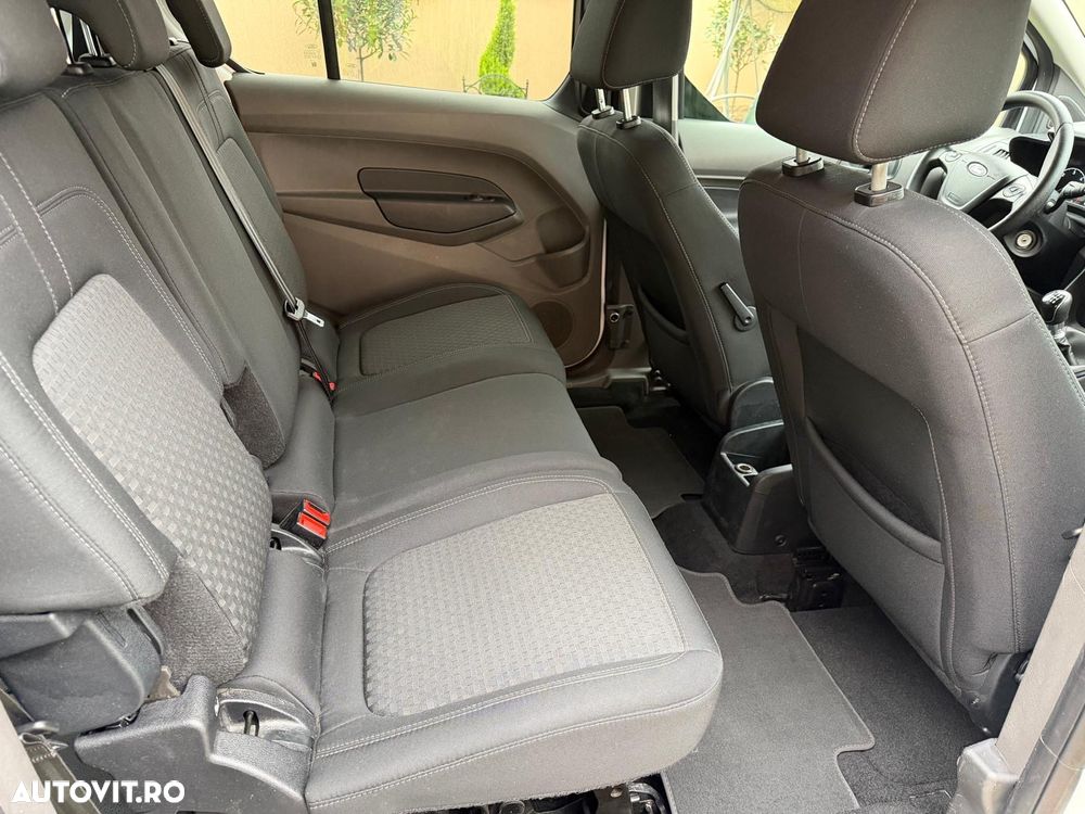 Ford Transit Connect - 10