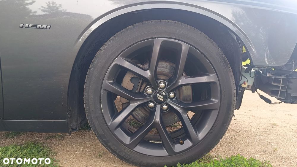 Dodge Challenger 5.7 R/T - 14