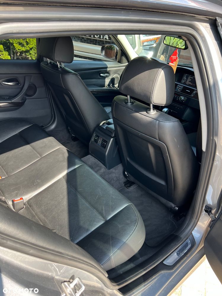 BMW Seria 3 - 12