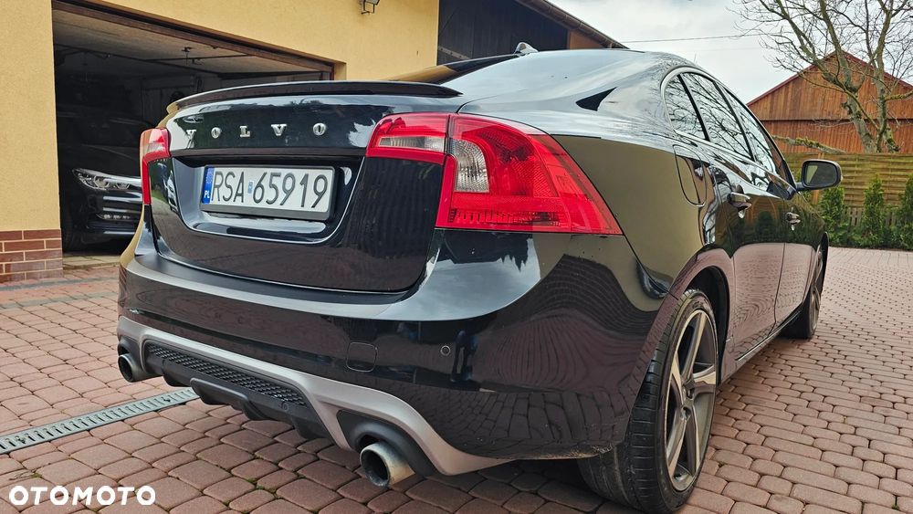 Volvo S60 T3 R-Design Summum - 30