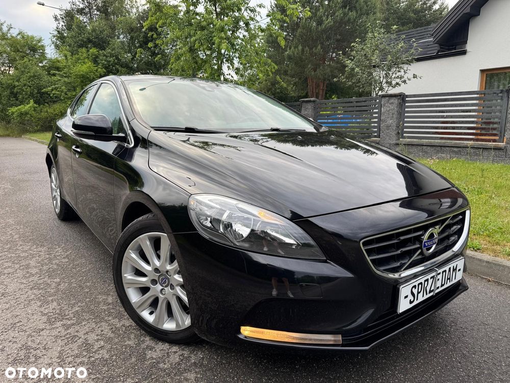 Volvo V40 D2 Summum - 32