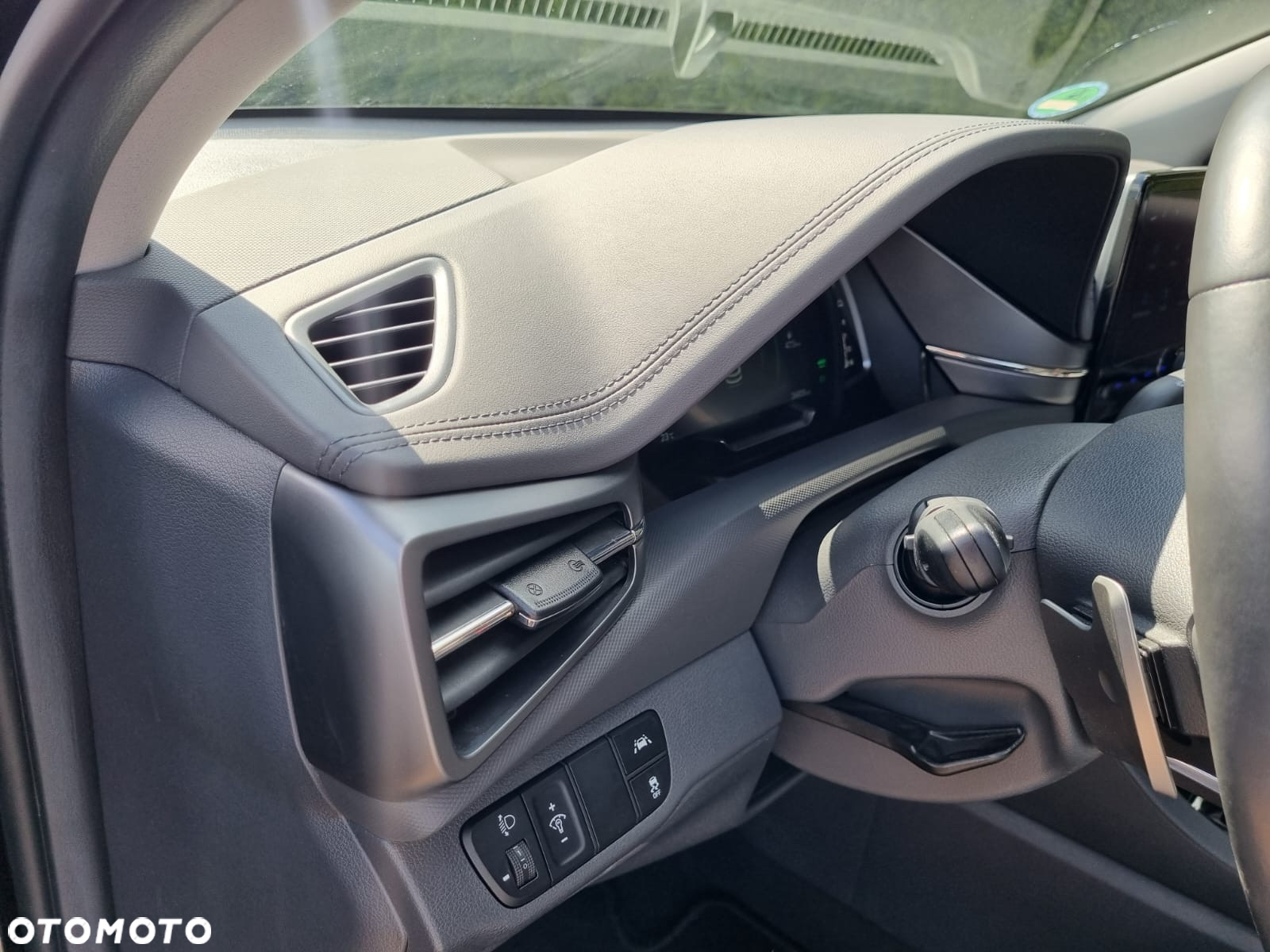 Hyundai IONIQ plug-in hybrid Platinum - 25