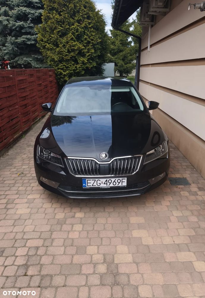 Skoda Superb - 1