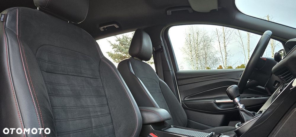 Ford Kuga 1.5 EcoBlue ST-LINE - 17