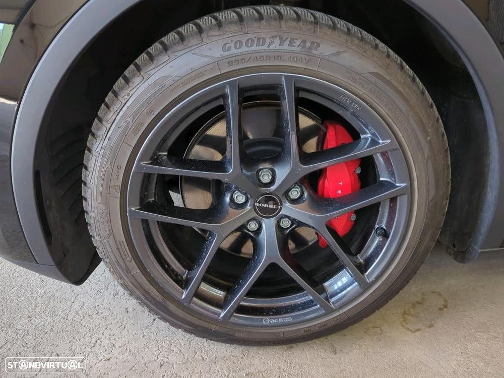 Tesla Model Y Performance Dual Motor AWD - 6
