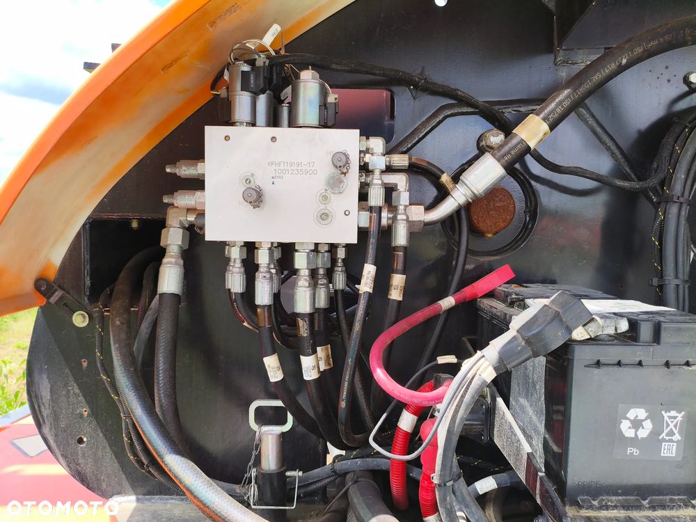 JLG 860 SJ 28.2m - 10