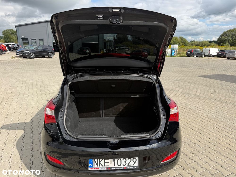 Hyundai i30 1.4 Premium - 9