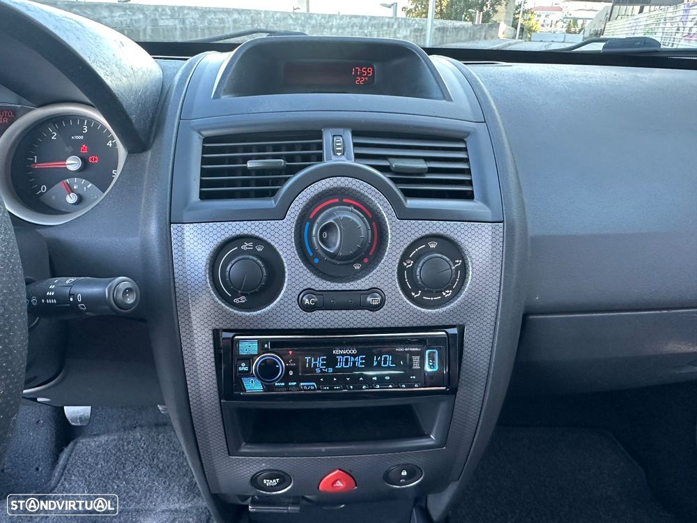 Renault Mégane 1.5 dCi Dynamique - 14