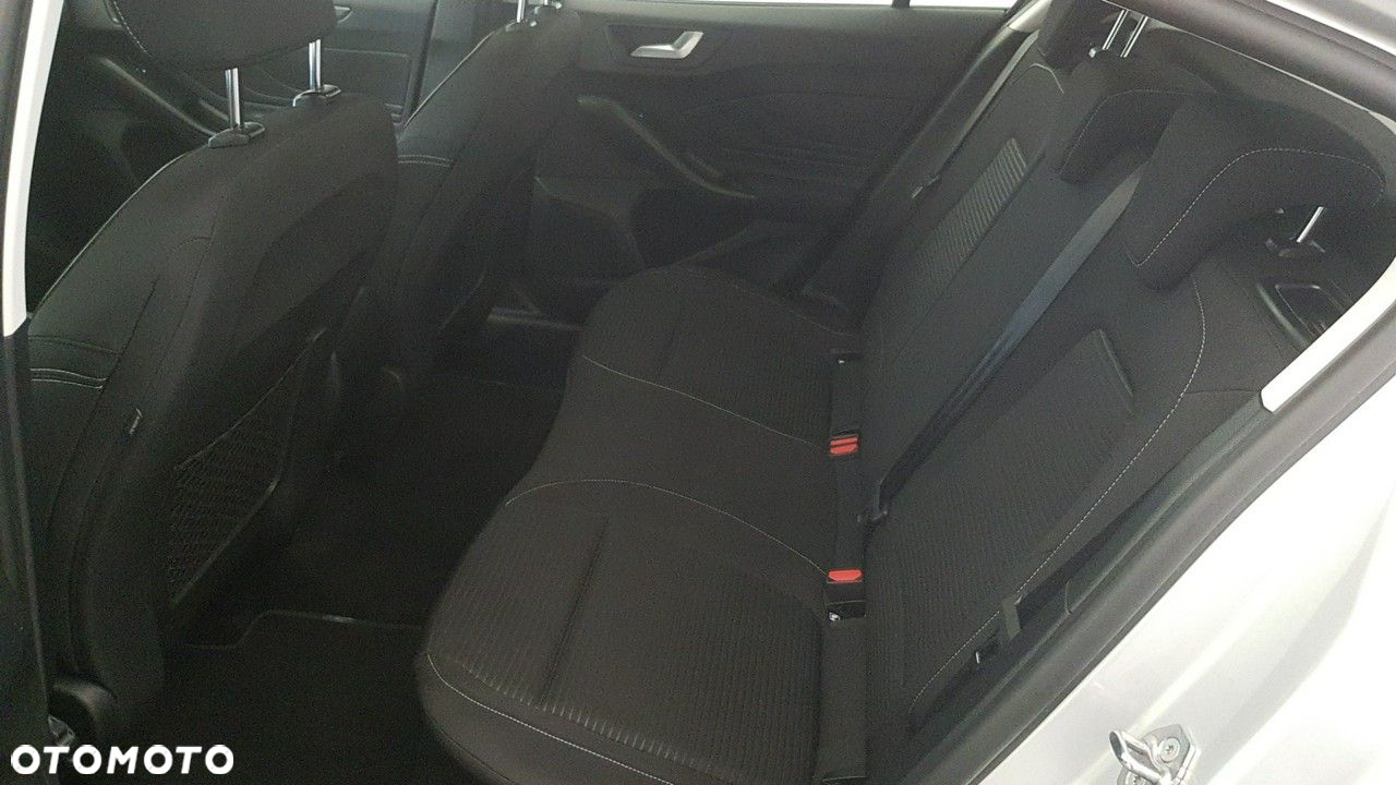 Ford Focus - 22