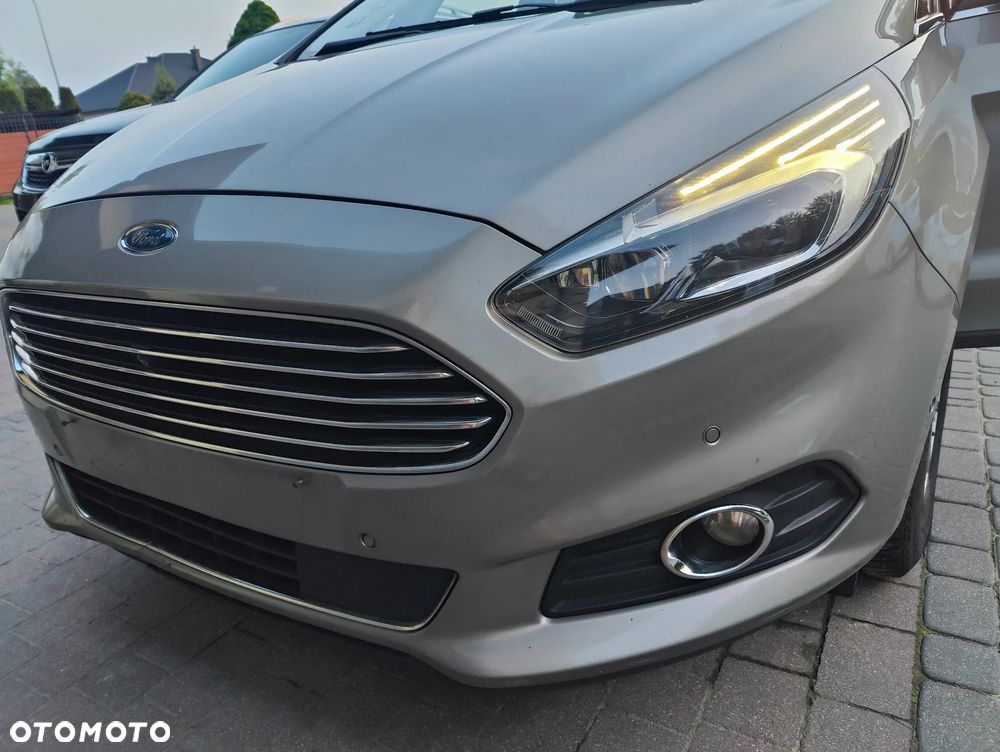 Ford S-Max 2.0 TDCi Titanium - 25