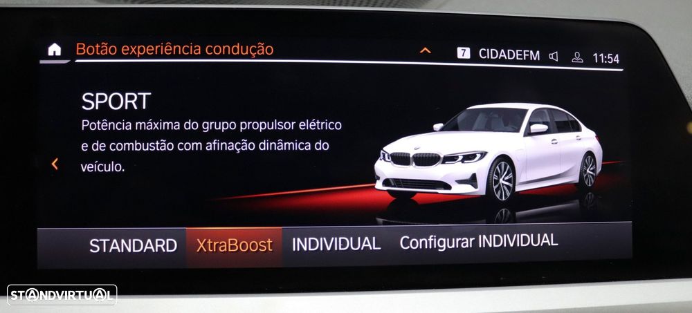 BMW 330 e Line Luxury Auto - 25