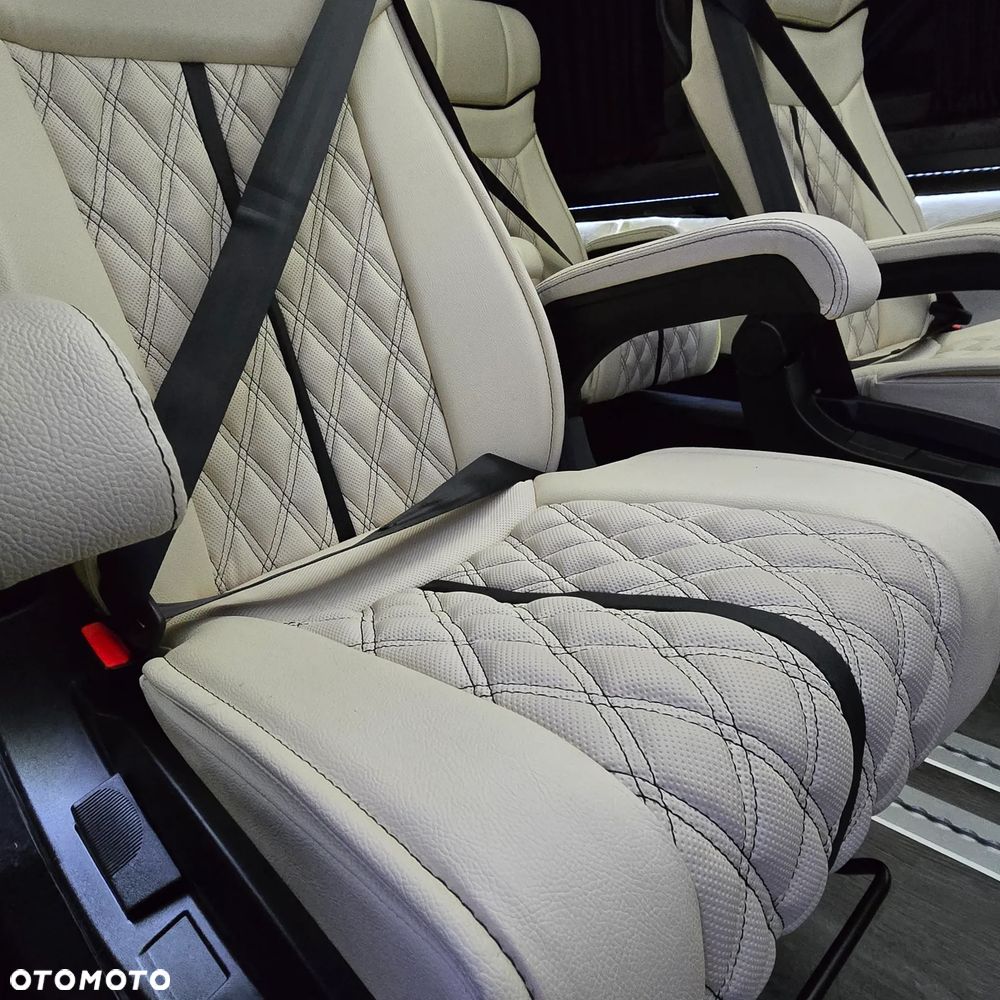 Mercedes-Benz Sprinter - 17