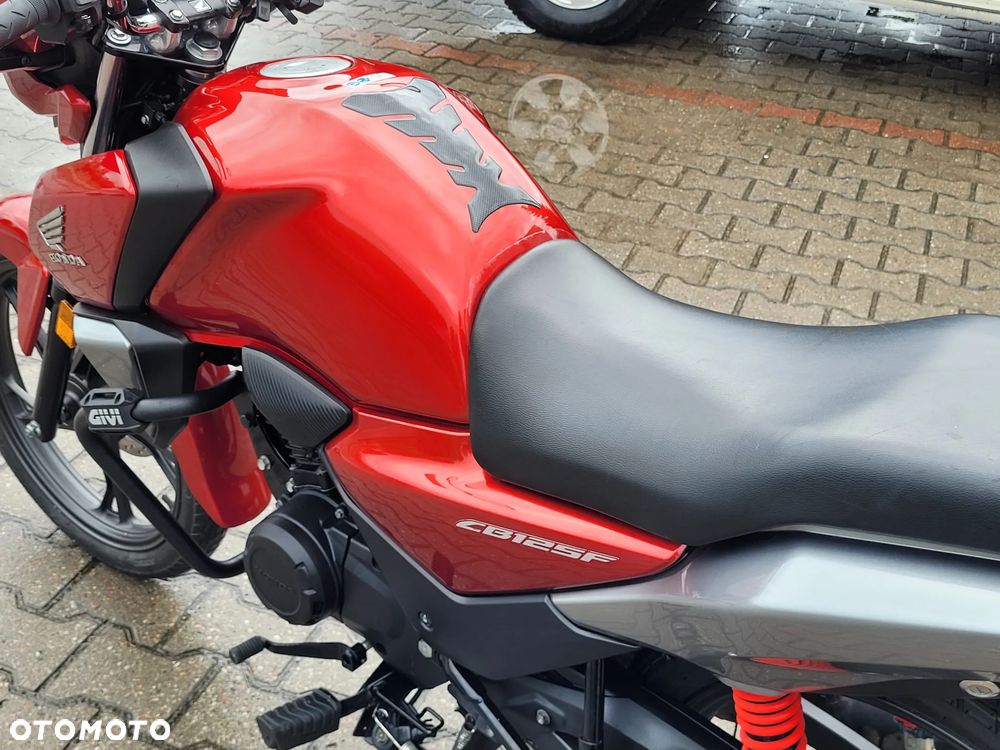 Honda CBF - 13