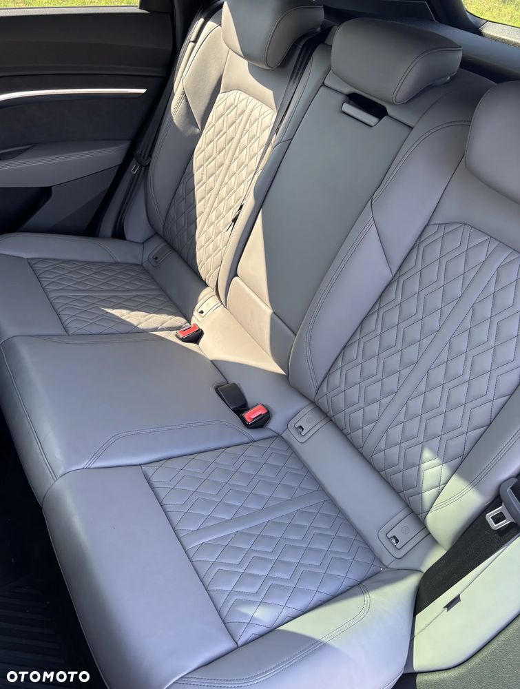 Audi e-tron 55 Quattro S Line - 9