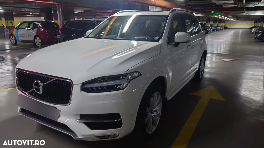 Volvo XC 90 D5 AWD Momentum - 3