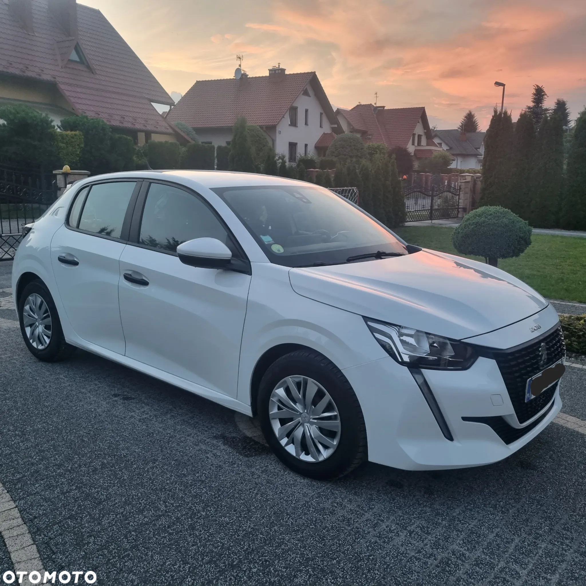 Peugeot 208 - 6