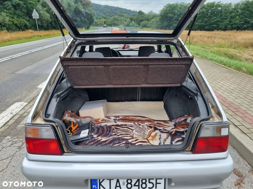 Polonez Caro - 22