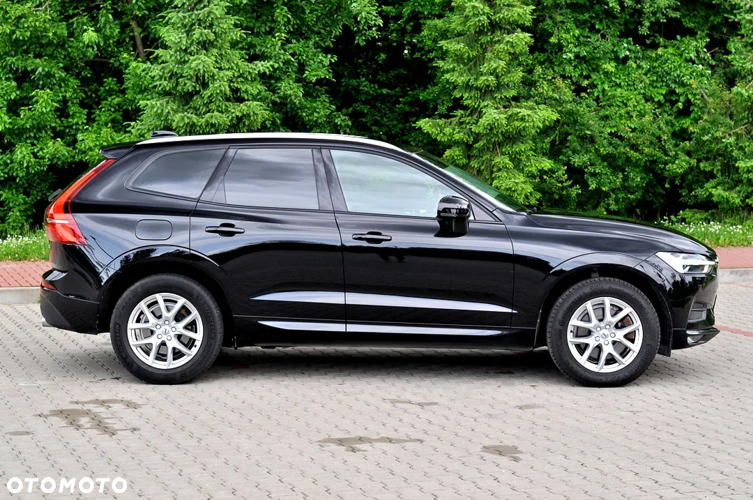 Volvo XC 60 T4 Momentum - 8