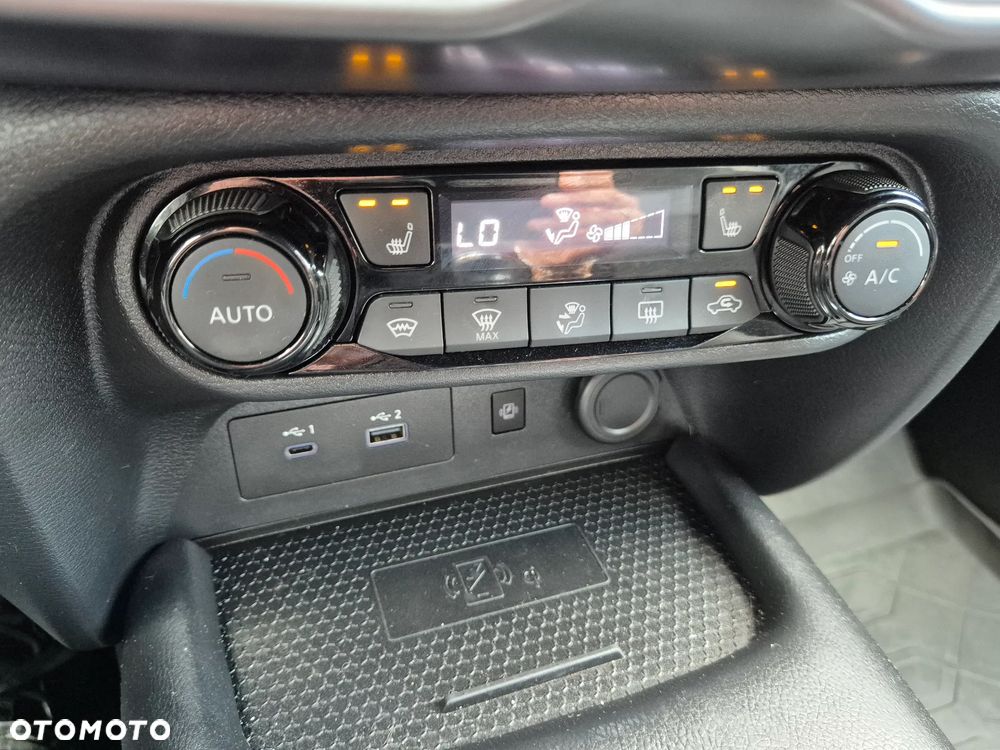 Nissan Juke 1.0 DIG-T N-Connecta - 16