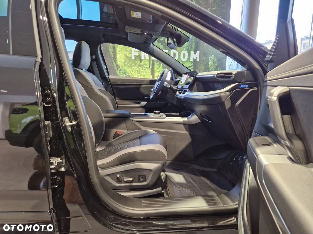 Jeep Compass 73.7kWh First Edition FWD - 21