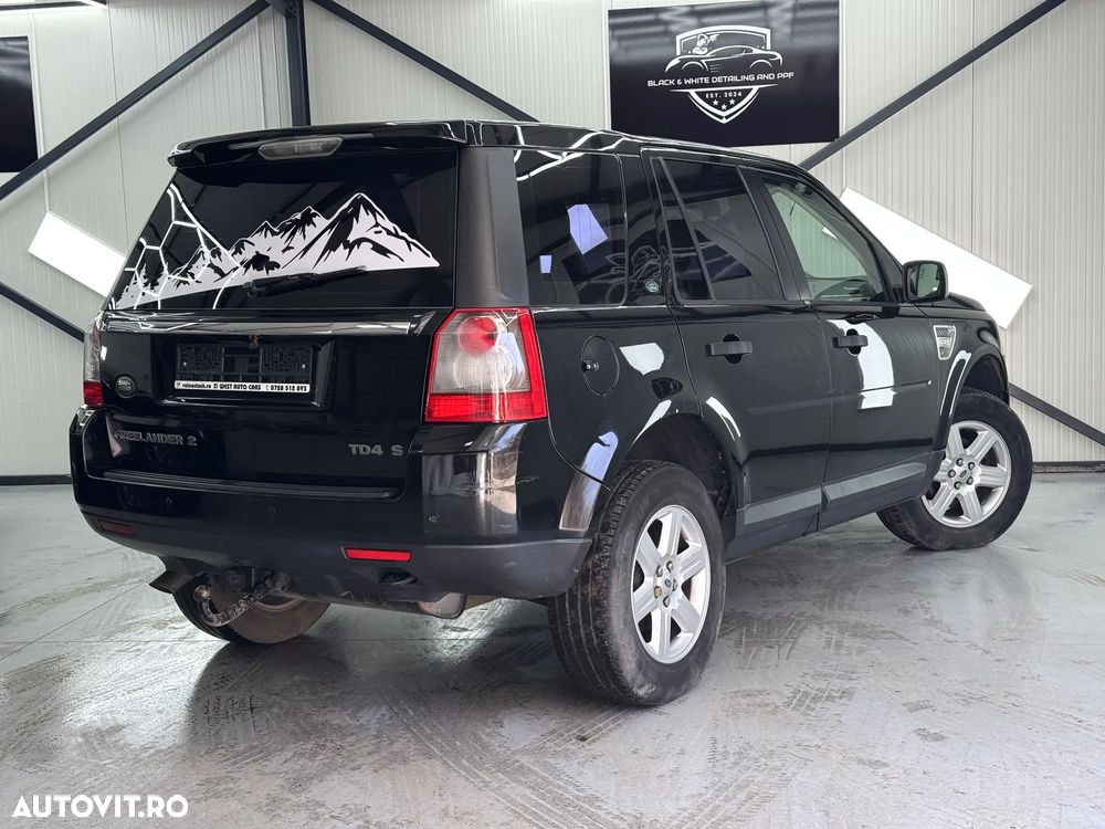 Land Rover Freelander 2 2.2L TD4 HSE - 13