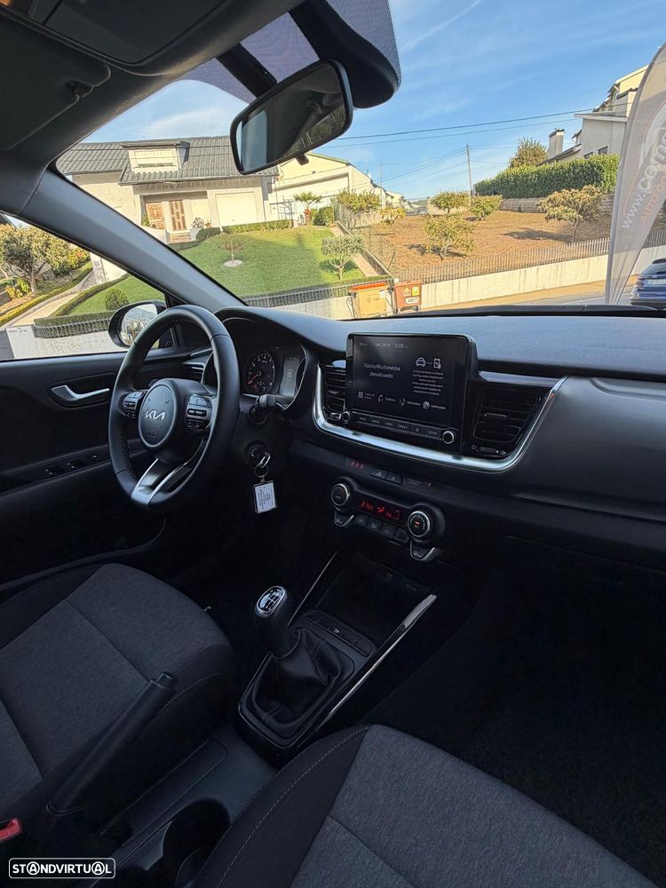 Kia Stonic - 14