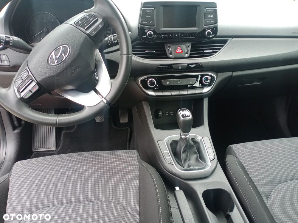 Hyundai i30 1.6 D Comfort - 7